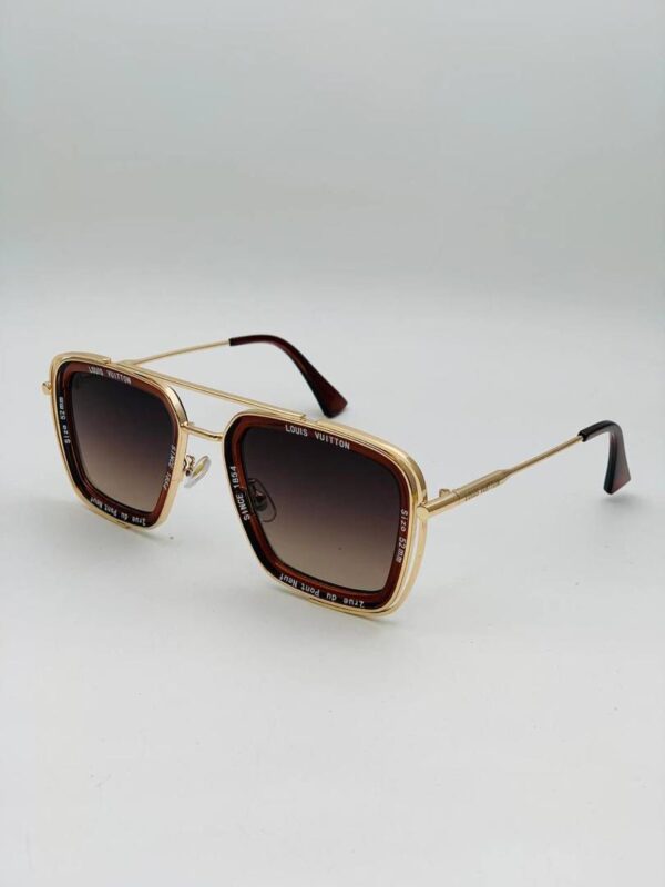  - Image 3